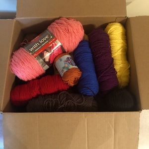 Assorted yarn